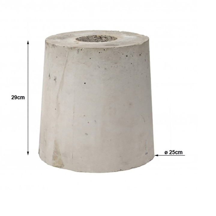 Socles en béton pour fondations des poteaux de luminaires alu