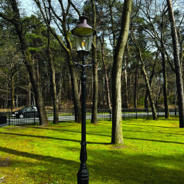 Lampadaire DUSSELDORF avec son luminaire rond classique 3,25m