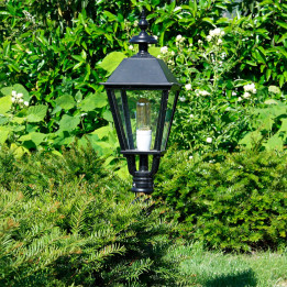 Lanterne BRIGHTON lampe carrée classique et potelet fonte 0,95m